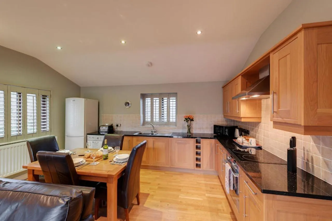 Heron Lodge, South View Lodges Exeter